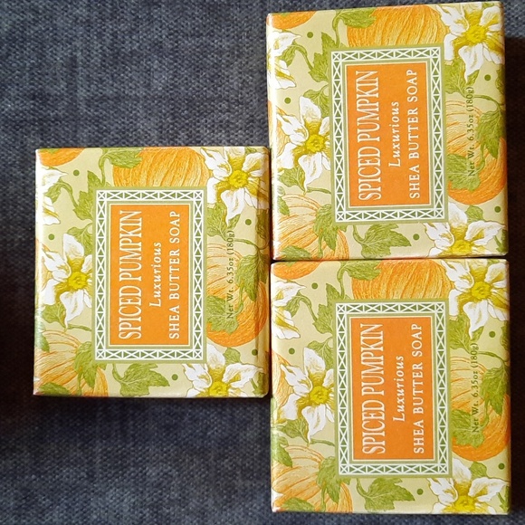Spiced Pumpkin Shea Butter Spa Bar Bath Soap Set 6.35oz Bars Fall Scent NWT - Picture 1 of 4